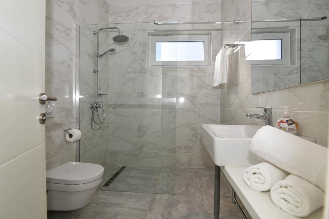 Apartment Deluxe Villa Carlotta 扎达尔 外观 照片
