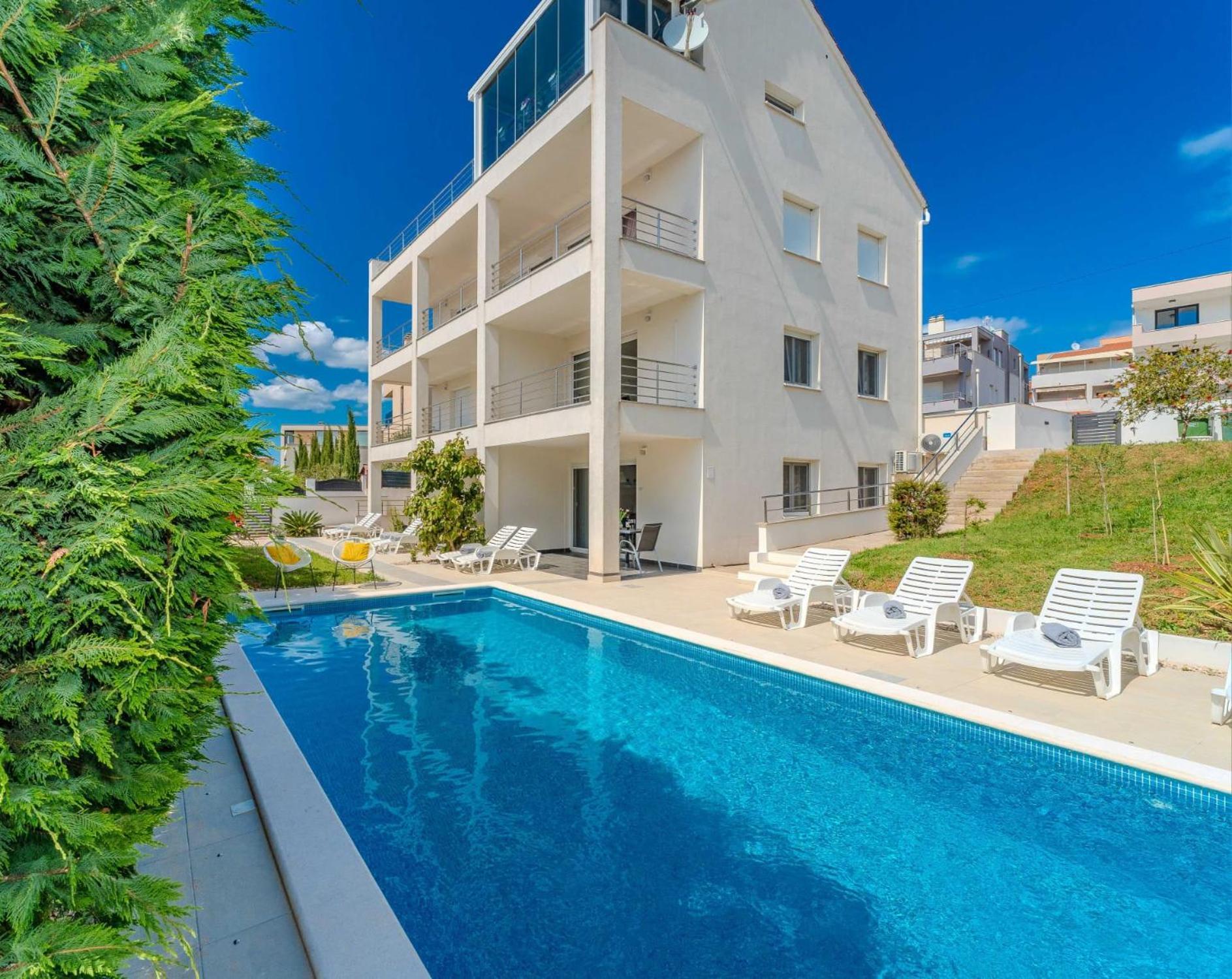 Apartment Deluxe Villa Carlotta 扎达尔 外观 照片