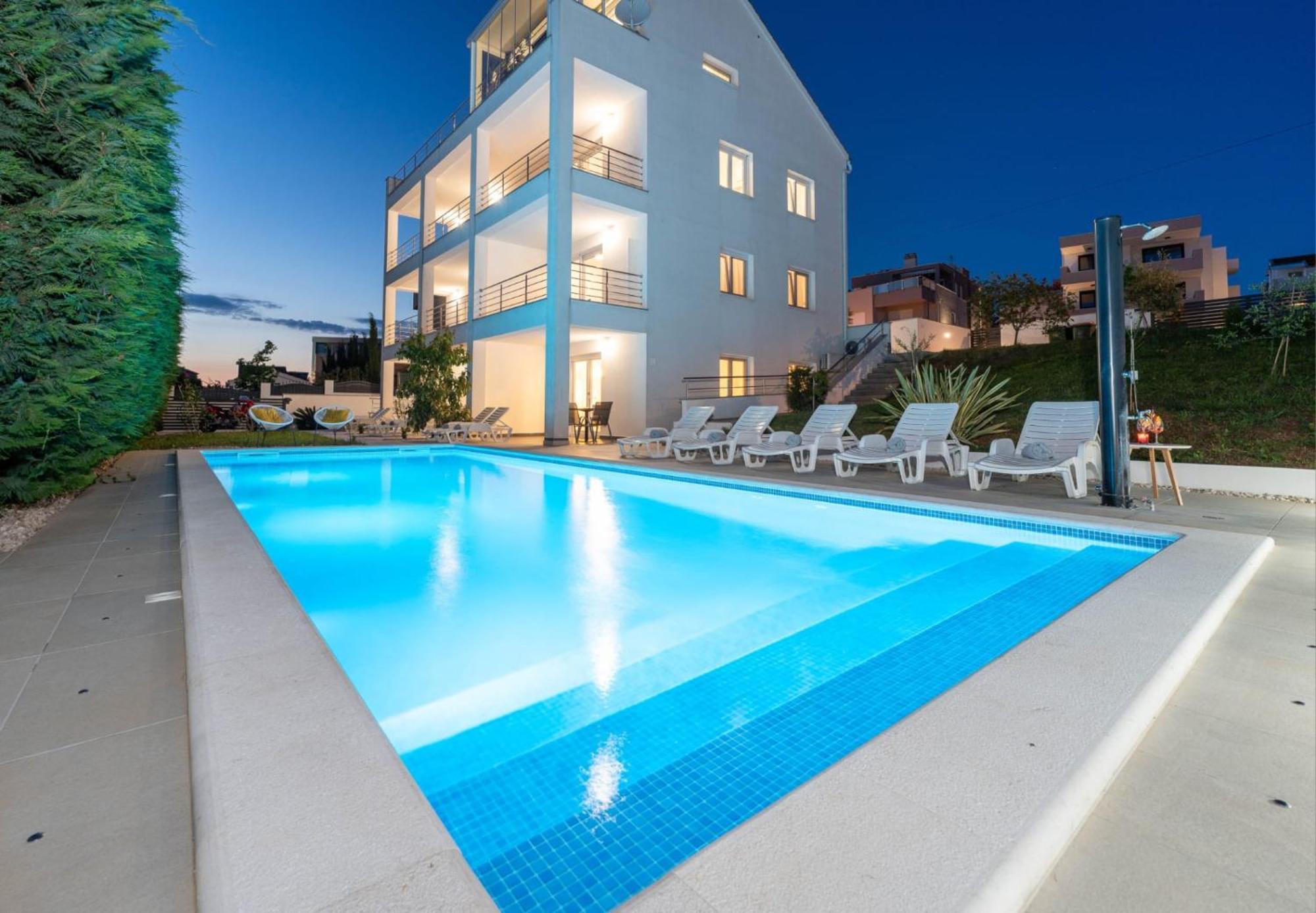 Apartment Deluxe Villa Carlotta 扎达尔 外观 照片